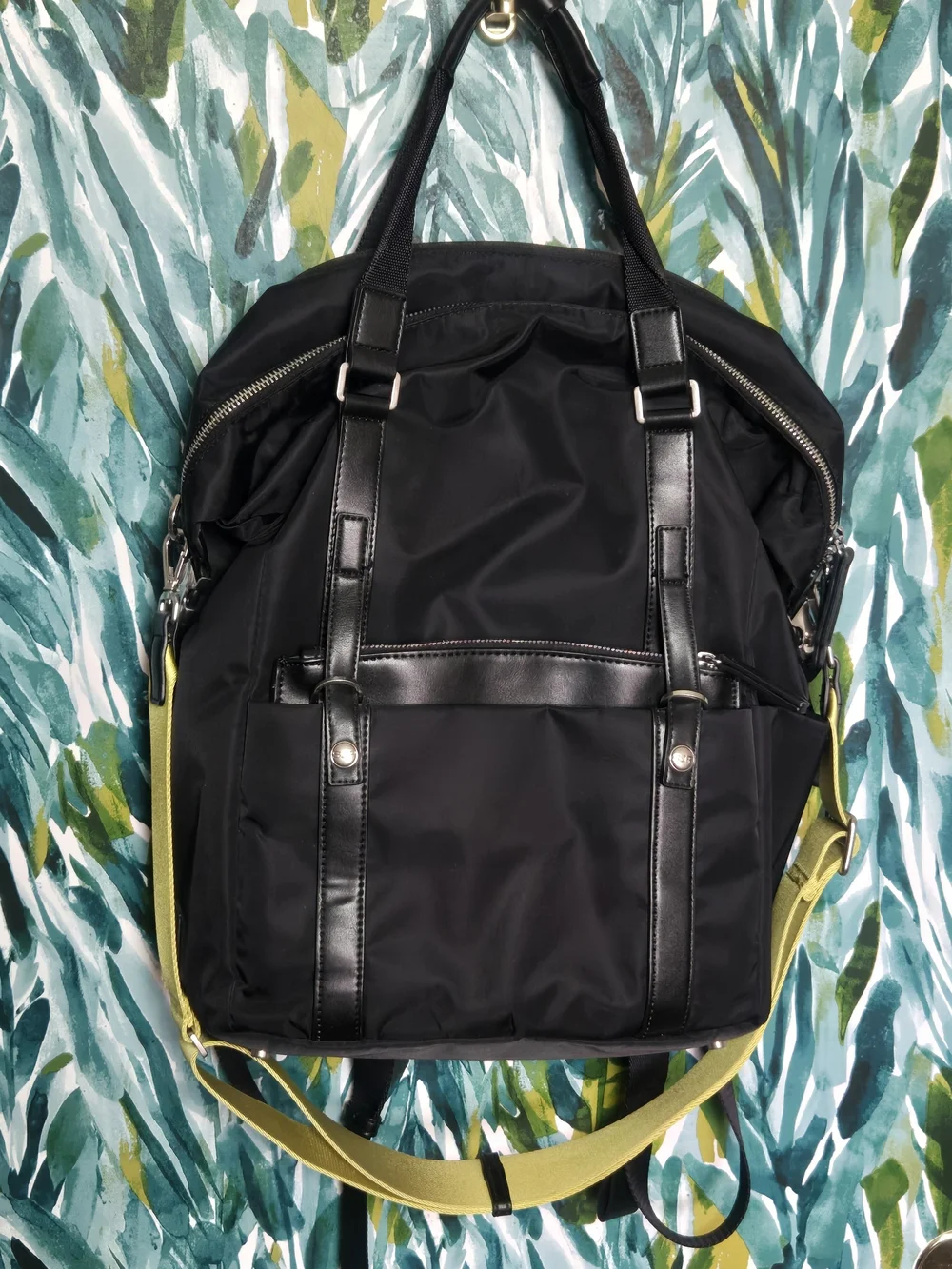 Samsonite & Sarah Jessica Parker: The Carried Away Convertible